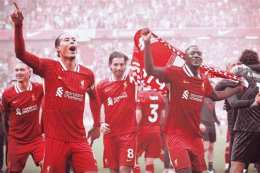 ảnh chụp màn hình bóng đá ngoại hạng anh liverpool