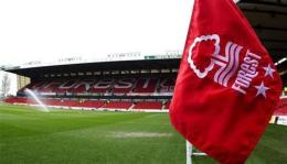 ảnh chụp màn hình cầu lạc bộ bóng đá nottingham forest