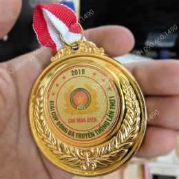 ảnh chụp màn hình hình ảnh huy chương vàng bóng đá