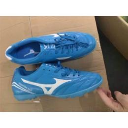 ảnh chụp màn hình mizuno đá bóng