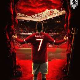 ảnh ronaldo đá bóng