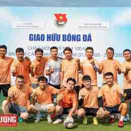 bóng đá giao hữu tối nay