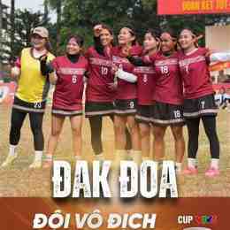 bóng đá nữ dân tộc