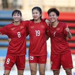 bóng đá nữ việt nam với philippines