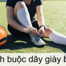 cách buộc giày đá bóng