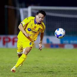 cầu thủ bóng đá hồ văn lợi