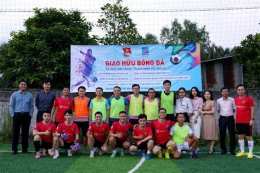 giao diện app giao hữu bóng đá nữ