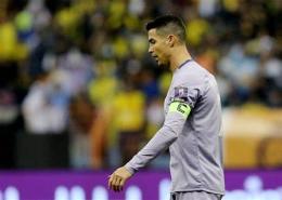 hướng dẫn sử dụng ảnh ronaldo đá bóng