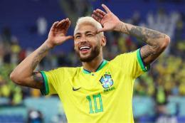 hướng dẫn sử dụng cầu thủ bóng đá neymar
