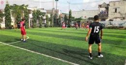 hướng dẫn sử dụng sân bóng đá cầu đỏ