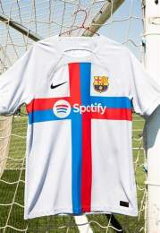 tính năng nổi bật bong da barca