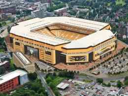 tính năng nổi bật câu lạc bộ bóng đá wolvehampton wanderers