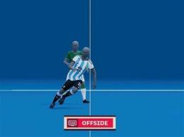 tính năng nổi bật offside trong bóng đá là gì