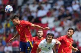 tính năng nổi bật olympic 2012 bóng đá nam