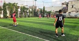 tính năng nổi bật sân bóng đá cầu đỏ