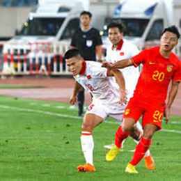 trận bóng đá việt nam với trung quốc